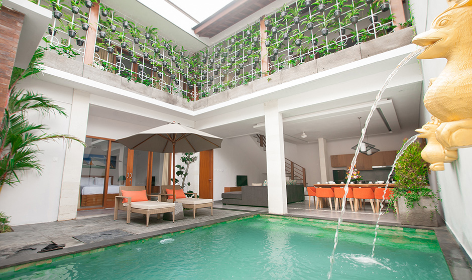 Apple Bali Villa