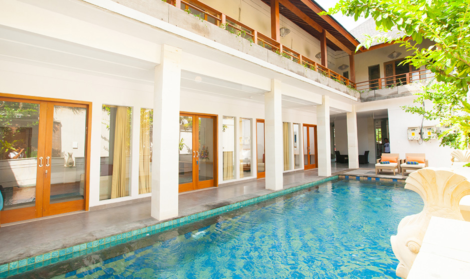 Apple Bali Villa